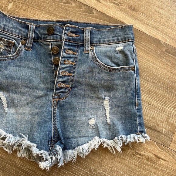 DENIM SHORTS (1/25) - Picture 2 of 7